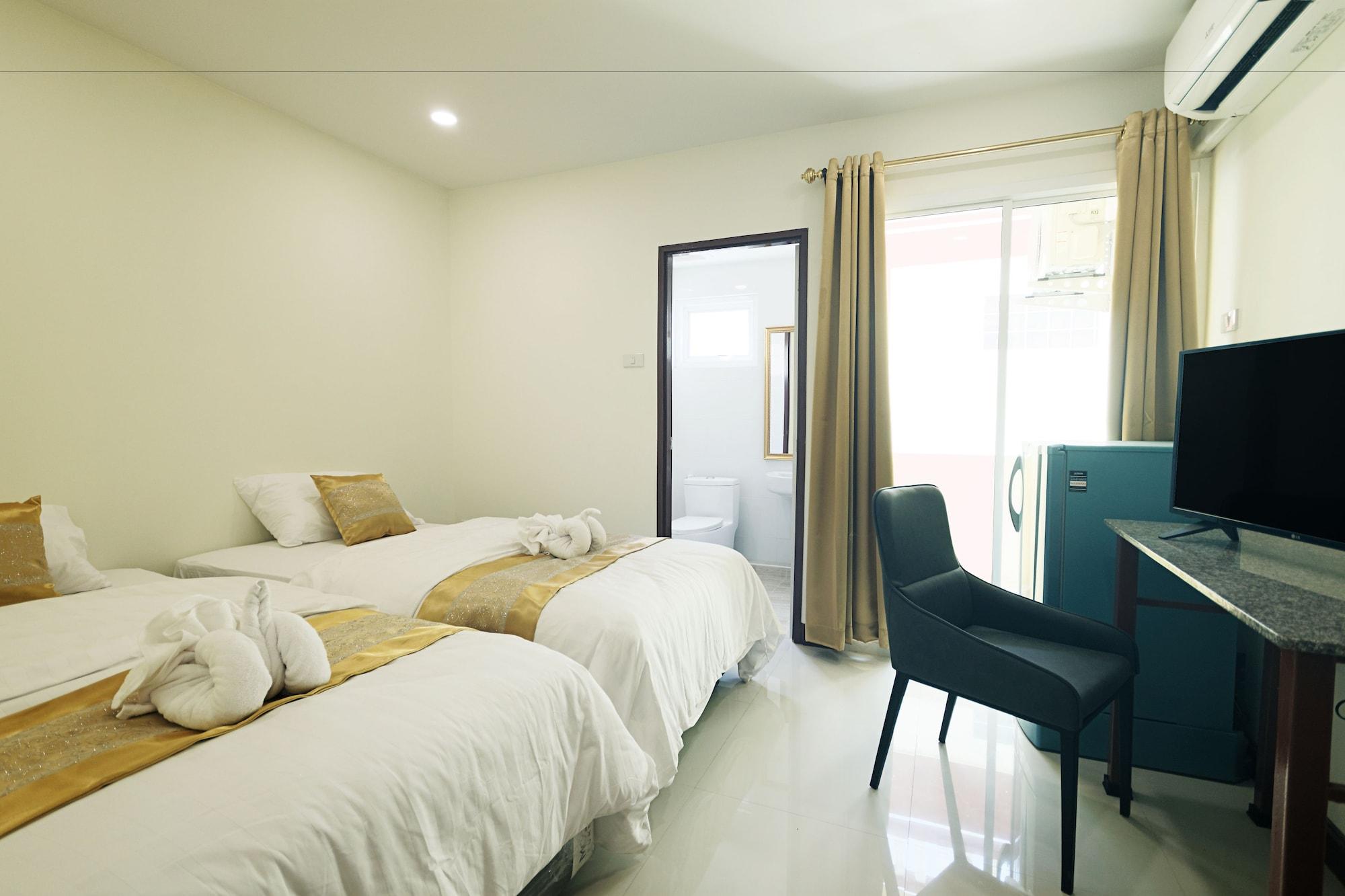 Happy Hostel Pattaya Exterior photo