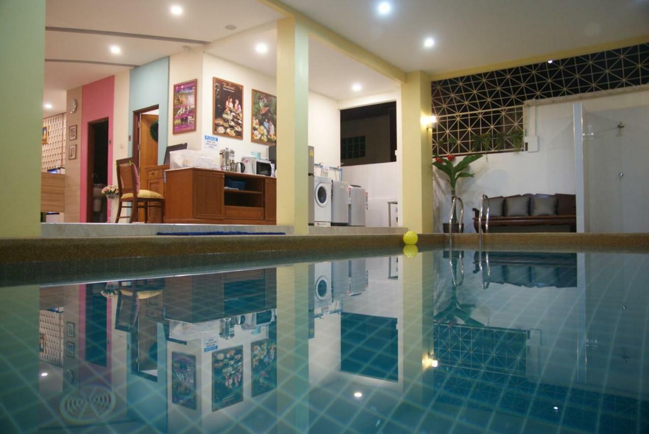 Happy Hostel Pattaya Exterior photo