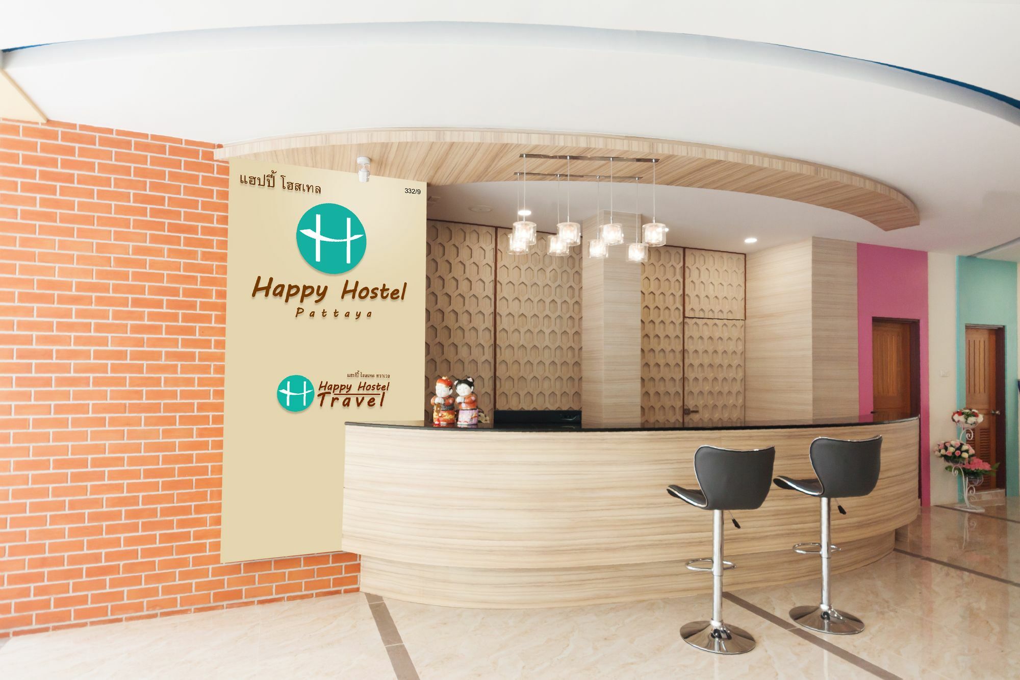 Happy Hostel Pattaya Exterior photo